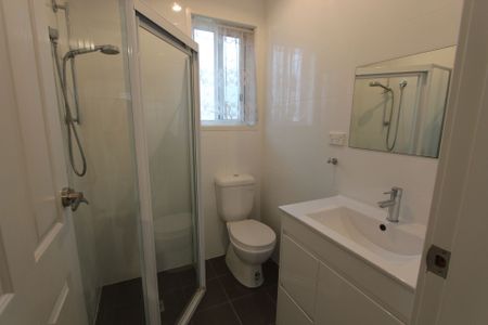 NEAR NEW GRANNY FLAT - Photo 4