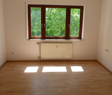 <h1 class="md:text-xl md:leading-6 mt-4 md:mt-10 lg:mb-6 mb-3 text-... - Photo 2