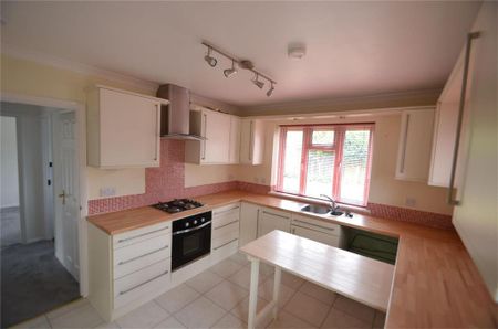 2 bedroom detached bungalow to rent - Photo 5