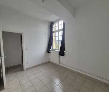 Location Appartement 2 pièces 61m² ST OMER 62500 - Photo 2