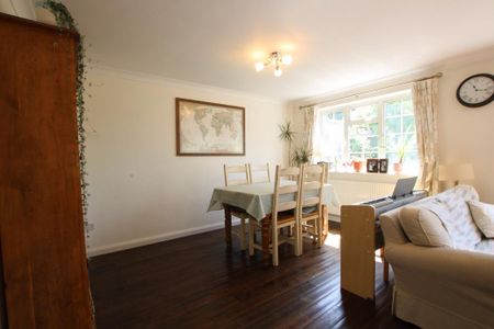 4 bedroom detached house to rent - Photo 5