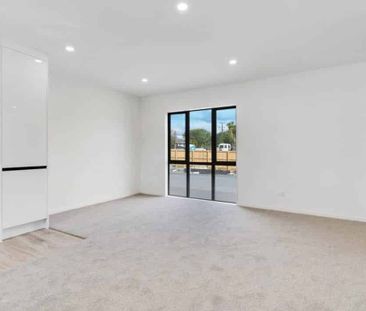 New Modern 3-Bedroom Townhouse w/ Internal Garage - Photo 5