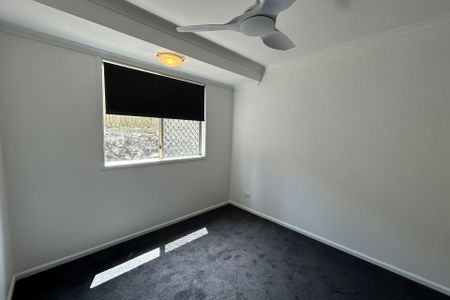 BEAUTIFUL FOUR BEDROOM HOME FRESHLY RENOVATED IS AVAILABLE FOR RENT NOW! - Photo 4
