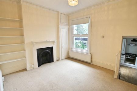 1 bed flat to rent in Bushey Hall Road, Bushey, WD23 - Photo 5