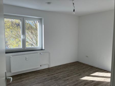 Hier findet jeder seinen Platz: praktische 3-Zimmer-Wohnung - Photo 2