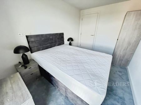 2 bedroom apartment to rent The Hive - Brand-New Two Bedroom Furnished Apartment – Close to Town & M1 - LU1 - Photo 2