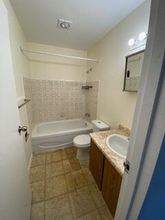 Green Glen A – 2 Bedroom - Photo 2