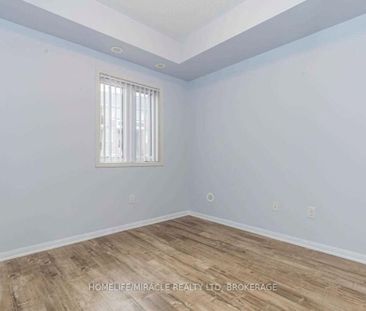 For Lease - 250 Sunny Meadow Boulevard Unit# 309, Brampton, Ontario - Photo 6