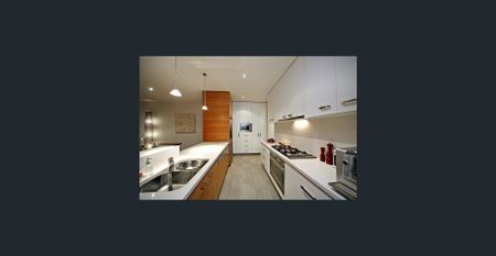 Contemporary Light-Filled Family Sanctuary - Photo 3