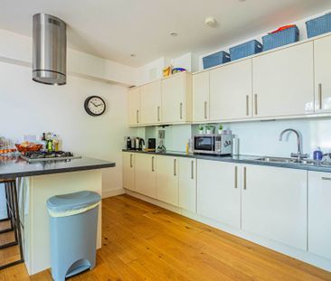1 bed Flat for rent - Photo 6