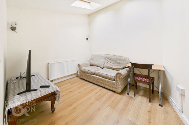 Cunningham Road, Norwich - Photo 1