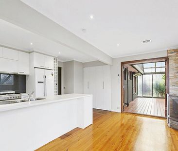 Three bedroom family house - Photo 4