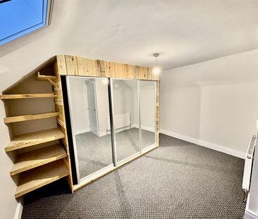 35A High Street, - Photo 4