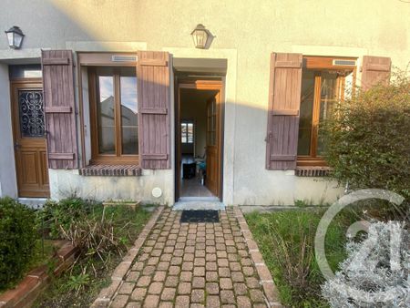 Location Appartement 2 pièces 70m² CHATEAU LANDON 77570 - Photo 4