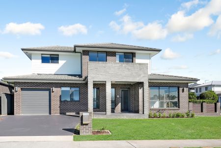 PERFECTLY PRESENTED FOUR BEDROOM HOME! - Photo 3