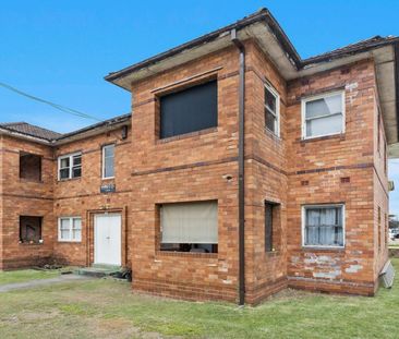 Two Bedroom Apartment just steps from the beach - Photo 5