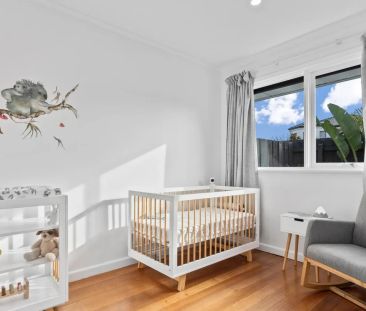 Stylish & Modern 2-Bedroom Unit in Prime Mentone Location - Photo 4