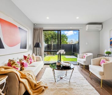 Spacious 3 Bedroom Townhouse for Rent in Mangere - Photo 5