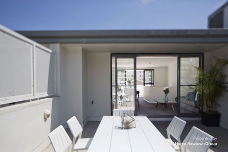 Easy alfresco living in 2 bed townhouse-style apartment - Photo 5