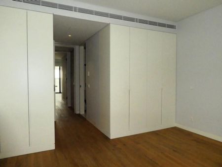 2 bedroom luxury Flat for rent in Centro (Sao Mamede), Lisbon - Photo 2