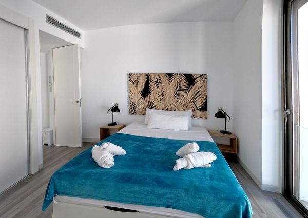 425 Villamartin Paradise