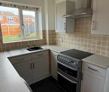 2 bedroom semi-detached house to rent - Photo 2