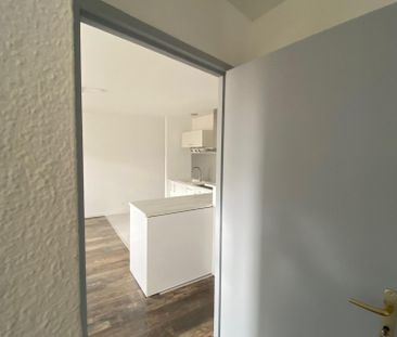 Location Appartement 2 pièces 38m² RABASTENS 81800 - Photo 3