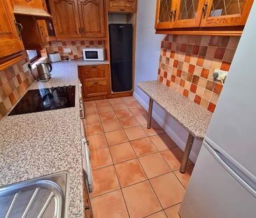 Room 4, 9 Chadwick Street, Lisburn Road, Belfast, BT9 7FB - Photo 6