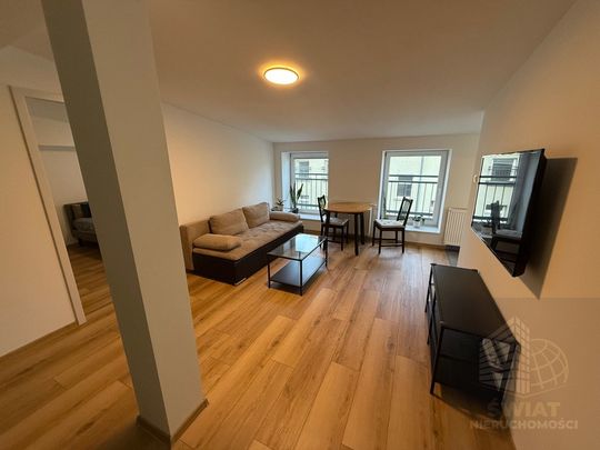 2pok Centrum al. Jana Pawła II oficyna - Фото 1