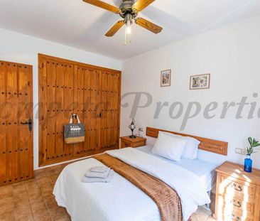 Country Property in Cómpeta, Inland Andalucia in the mountains - Photo 1