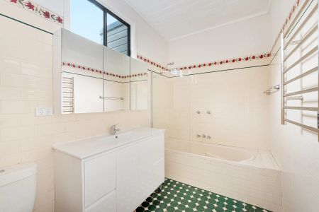 Recently Refurbished Single Story Home in Accessible Location - Photo 2