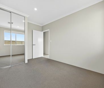 Modern, New & Minutes from the Beach. - Photo 6