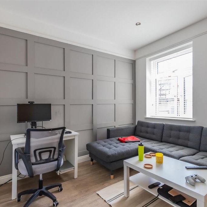 3 bedroom apartment to rent - Photo 1