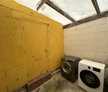 2 bedroom Flat to rent in Sandringham Road, South Gosforth, Newcast... - Photo 5