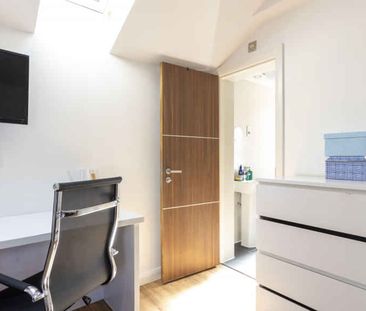 Large Premier Studio - Photo 6