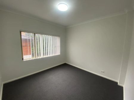 “2 Bedroom Unit in Liverpool” - Photo 4