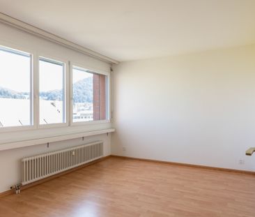 HELLE 4-ZIMMER-WOHNUNG IN SCHÖNER ÜBERBAUUNG - Photo 1