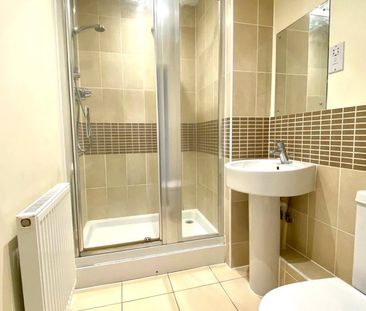 1 bedroom Flat in Tean House, Reading - Photo 5