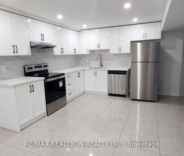 For Lease - 174 Adventure Crescent, Vaughan, Ontario - Photo 2