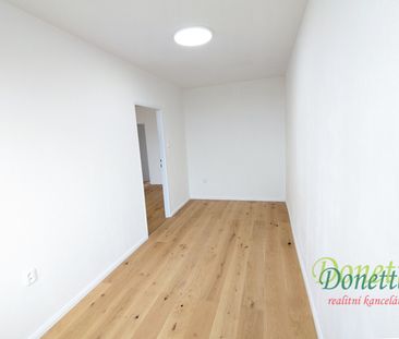 Pronájem bytu 3+1 64 m², Hradec Králové - Photo 5