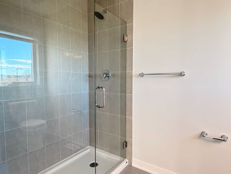 For Lease - 109 Tonic Crescent, Kanata, Ontario - Photo 3