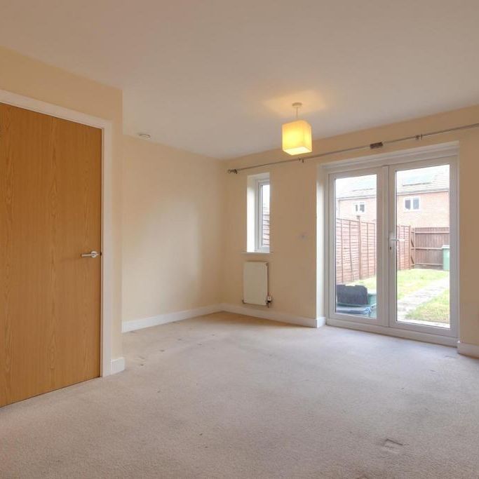 2 bedroom terraced house to rent - Photo 1