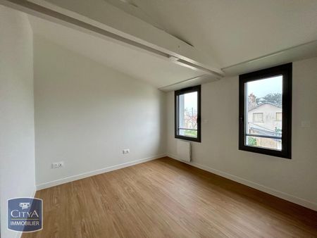 Location Appartement 3 pièces 72m² POITIERS 86000 - Photo 2