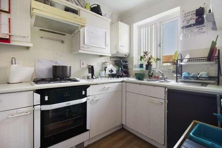 Chiltern Close, Colchester, Essex, CO1 - Photo 5