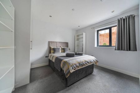 2 bedroom maisonette to rent - Photo 3