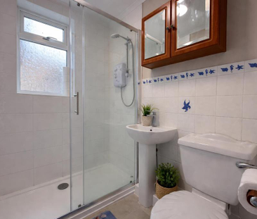 3 bedroom semi-detached house to rent - Photo 3