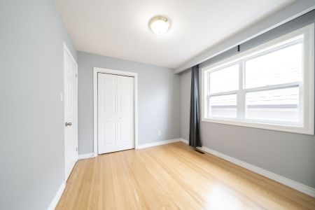 For Lease - 35A Bowie Avenue Unit# Upper, Toronto, Ontario - Photo 2