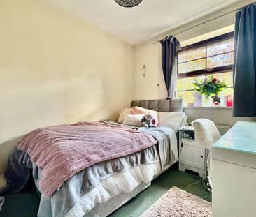 Meadow Close - Photo 4