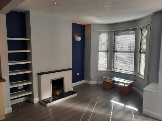 32 Belmont Avenue West, Belfast, BT4 3DG - Photo 1