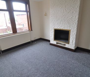 3 bed Semi-Detached - To Let - Photo 2